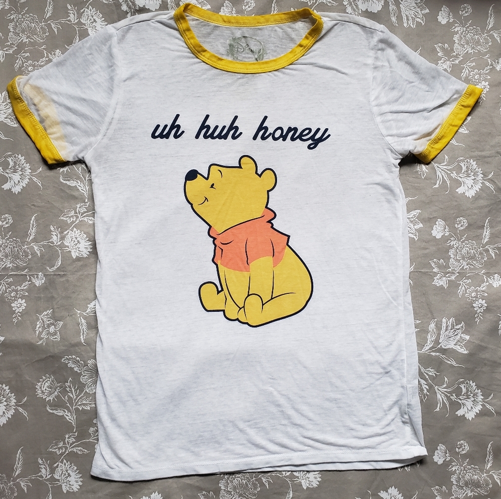Disney Winnie the Pooh Shirt Size Medium